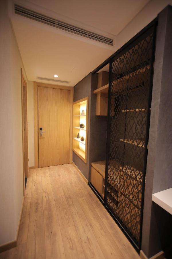 Richmond Hotel คอร์เชอ ภายนอก รูปภาพ